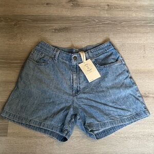 Urban renewal 90’s throwback Jean shorts